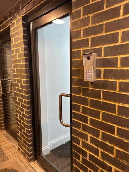 Rye Brand New Apartment 외부 사진