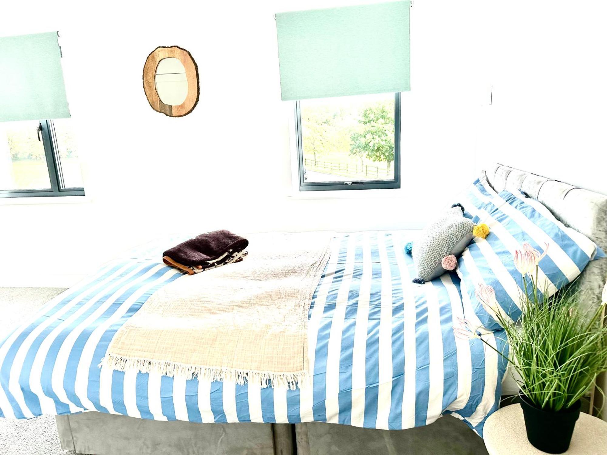 Rye Brand New Apartment 외부 사진