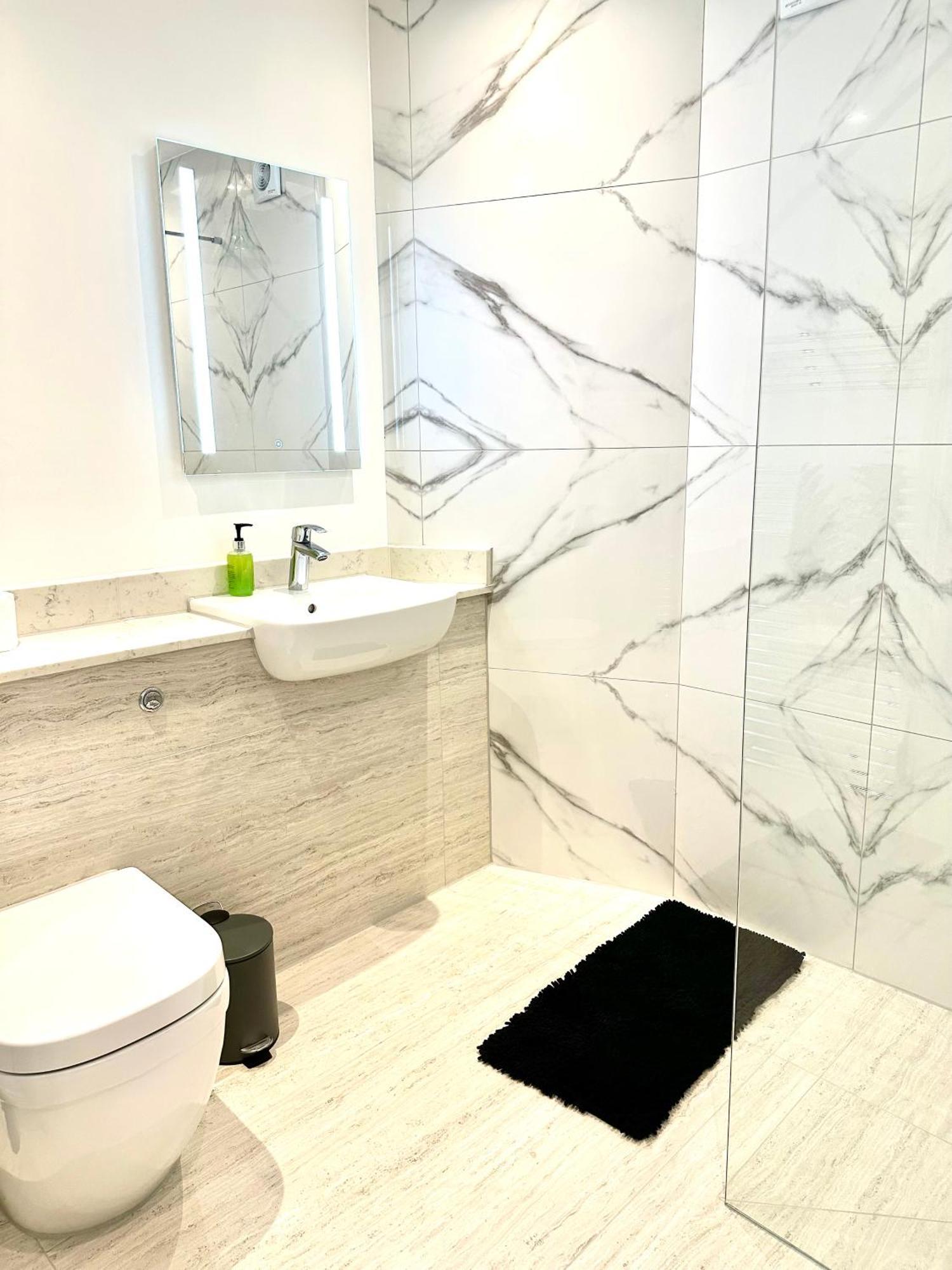 Rye Brand New Apartment 외부 사진