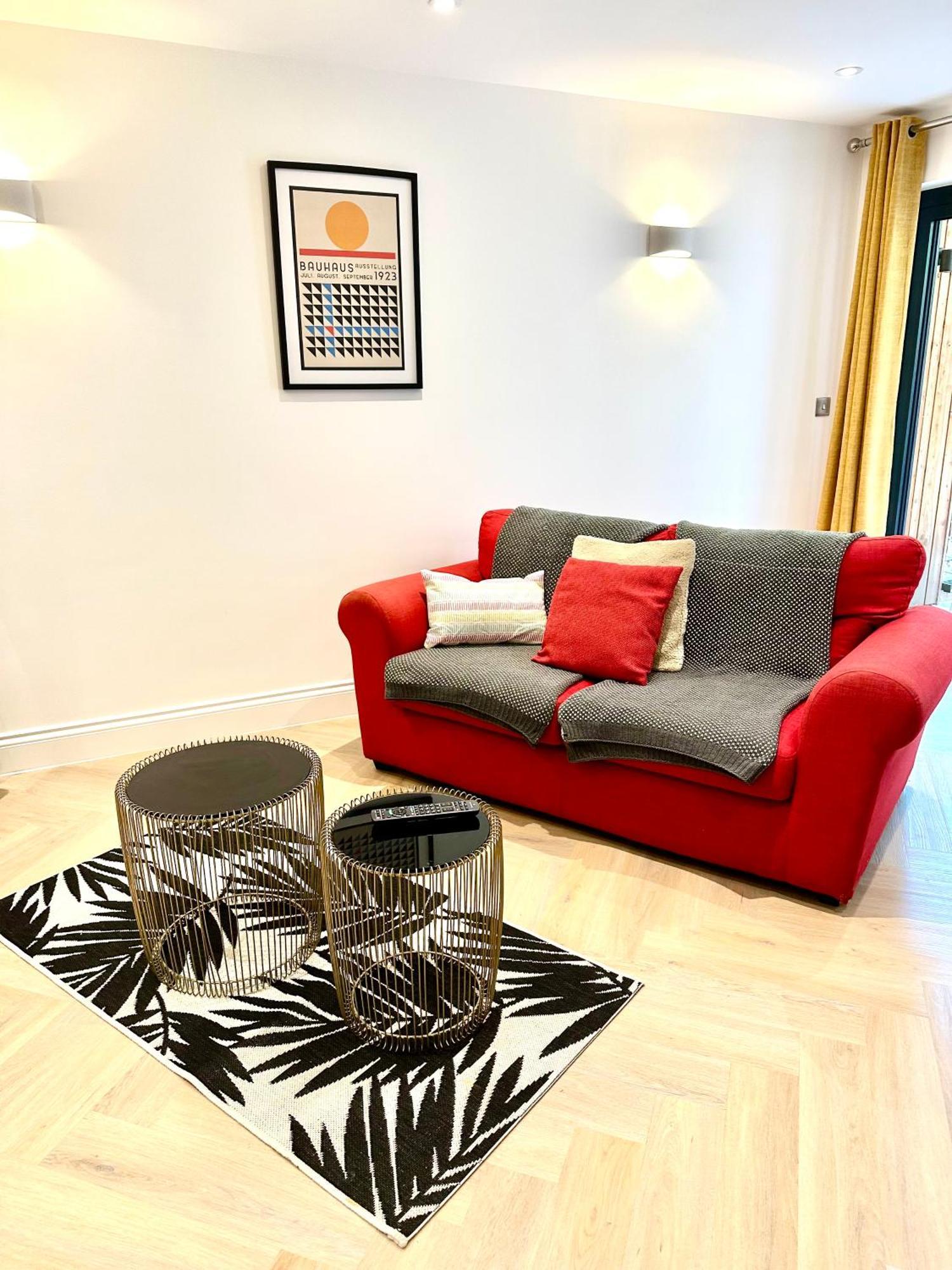 Rye Brand New Apartment 외부 사진